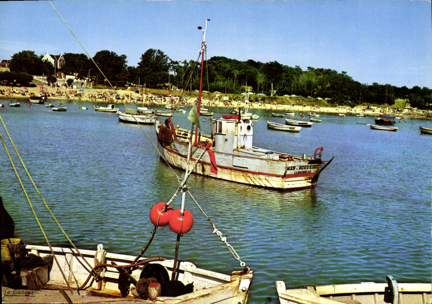 CPM Pouras Charente Maritime Port et plage sud 