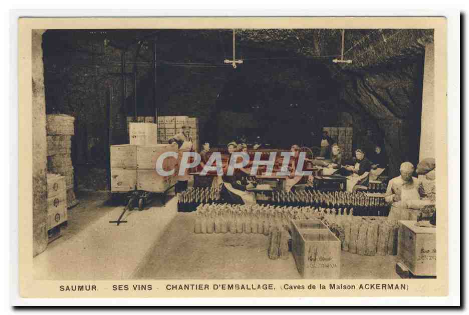 Saumur - Ses Vins - Chantier d'Emballage - Caves de la Maison Ackerman
