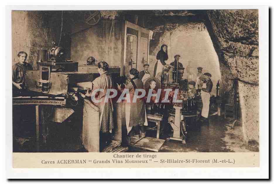 Chantier de tirage — Caves ACKERMAN "Grands Vins Mousseux" — St-Hilaire-St-Florent (M.-et-L.)