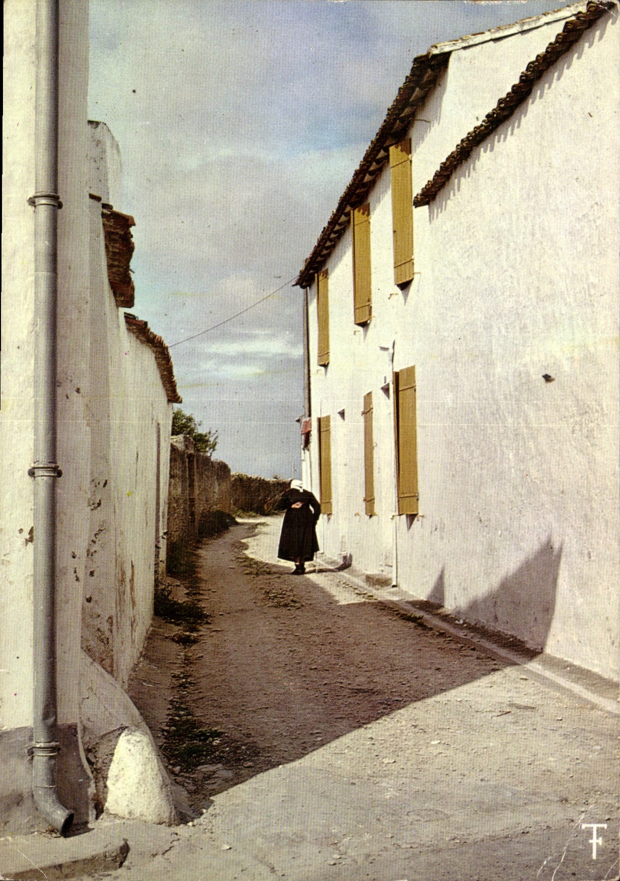 Ars en Ré — White Alley — Éditions de la Marine