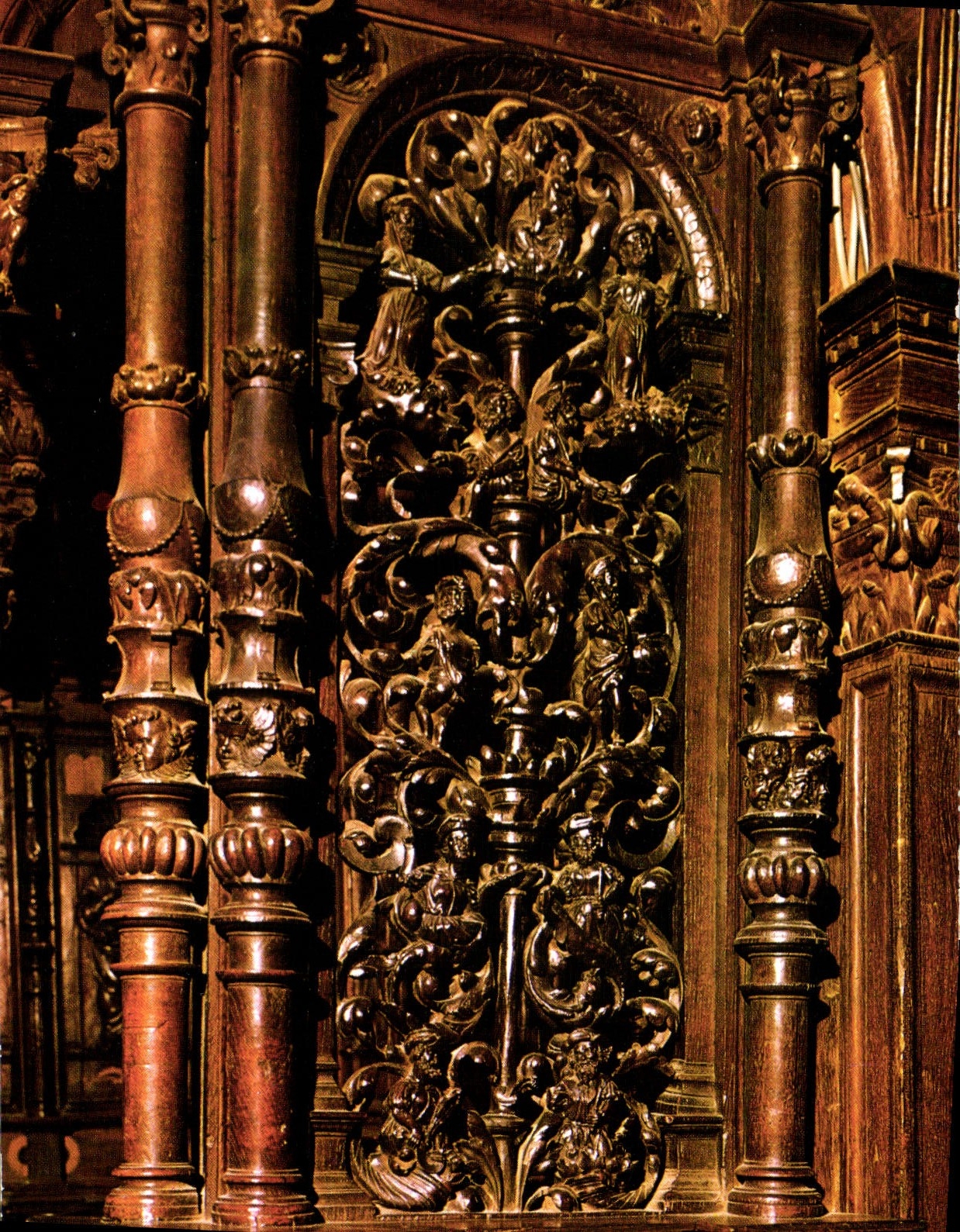 Saint-Bertrand-de-Comminges — Intérieur de la cathédrale, arbre de Jessé — Éditions Larrey