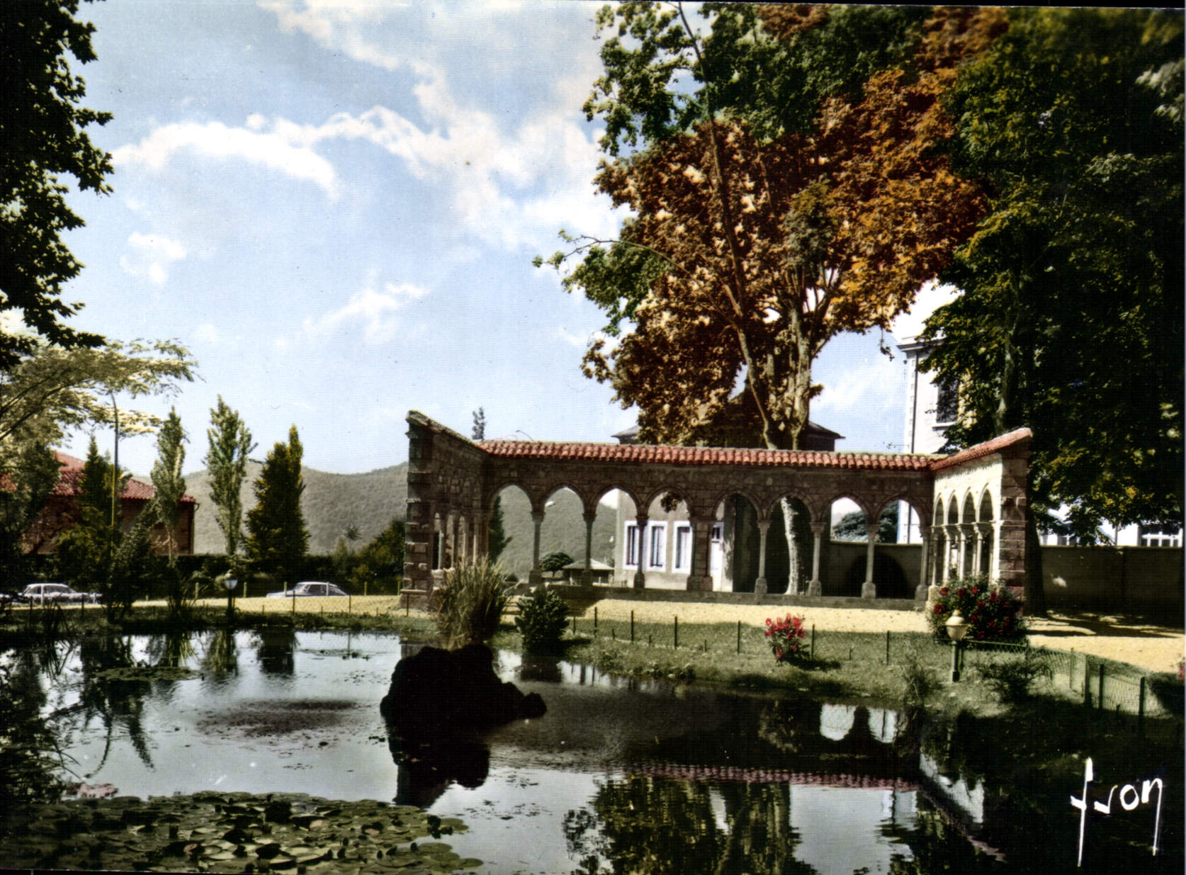 Saint-Gaudens (Haute-Garonne) — Der öffentliche Garten und der Cloister — YVON Art Editions