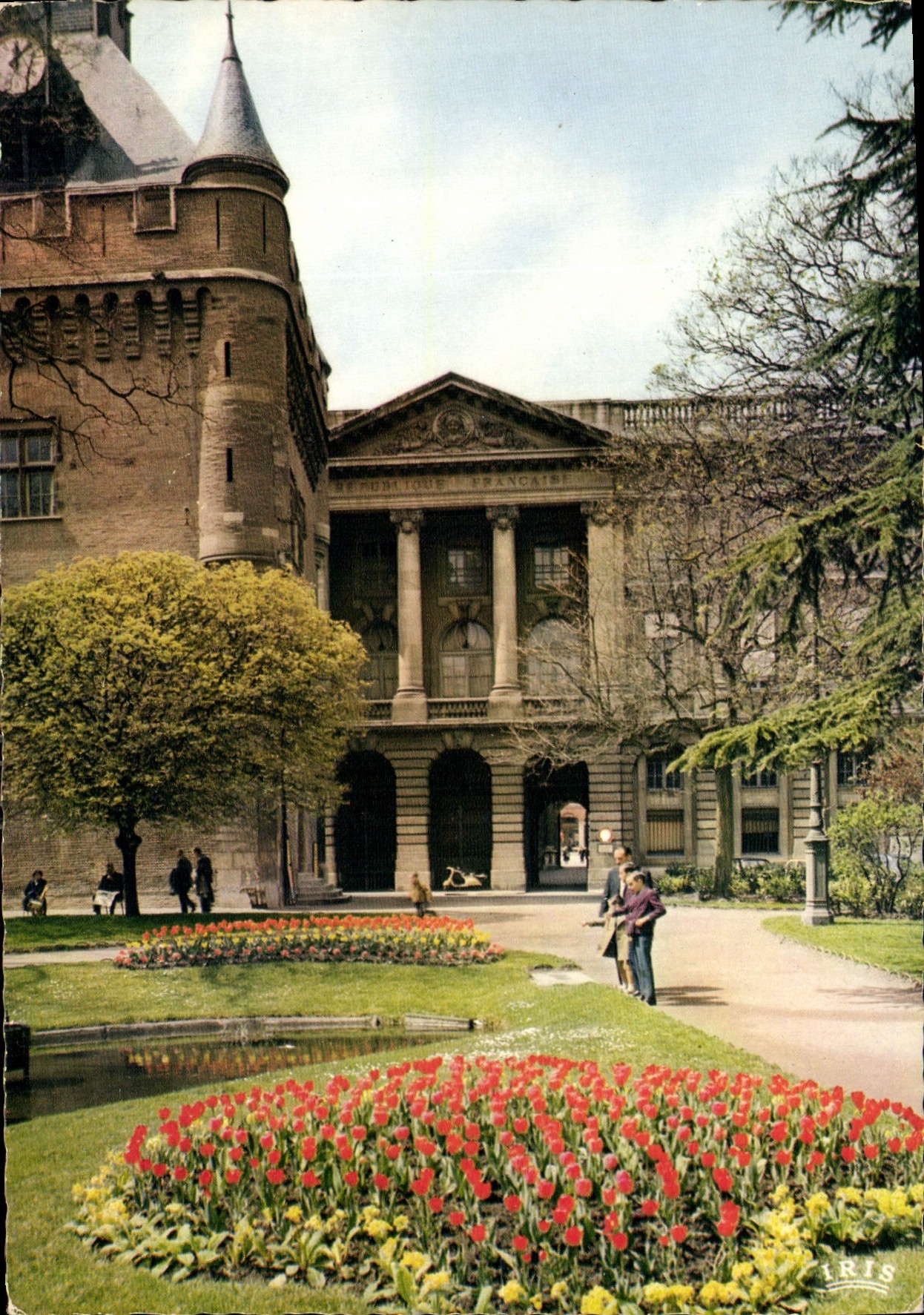 Le donjon du Capitole et les jardins — Toulouse — éditeur Iris