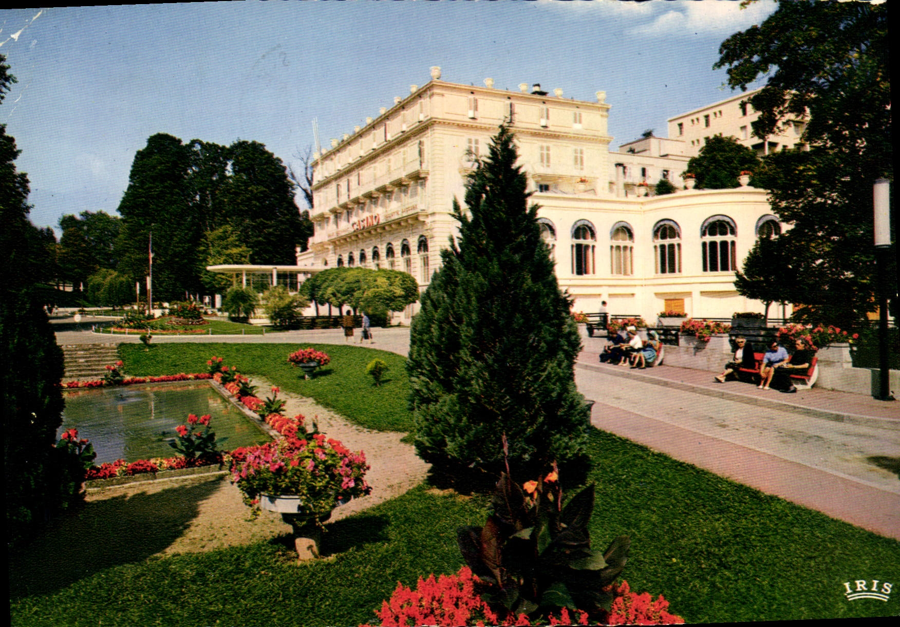 Divonne-les-Bains — Le Casino et les Jardins — IRIS