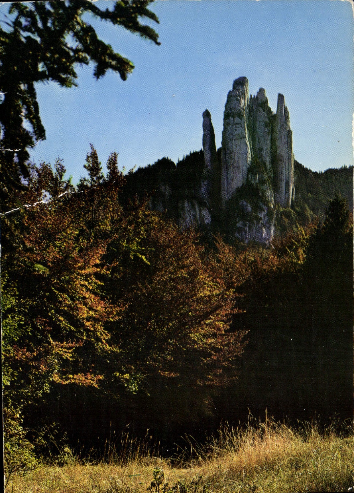 Les Trois Pucelles à Saint-Nizier-du-Moucherotte — Les Alpes touristiques LE VERCORS — Éditions Grenoble SPADEM