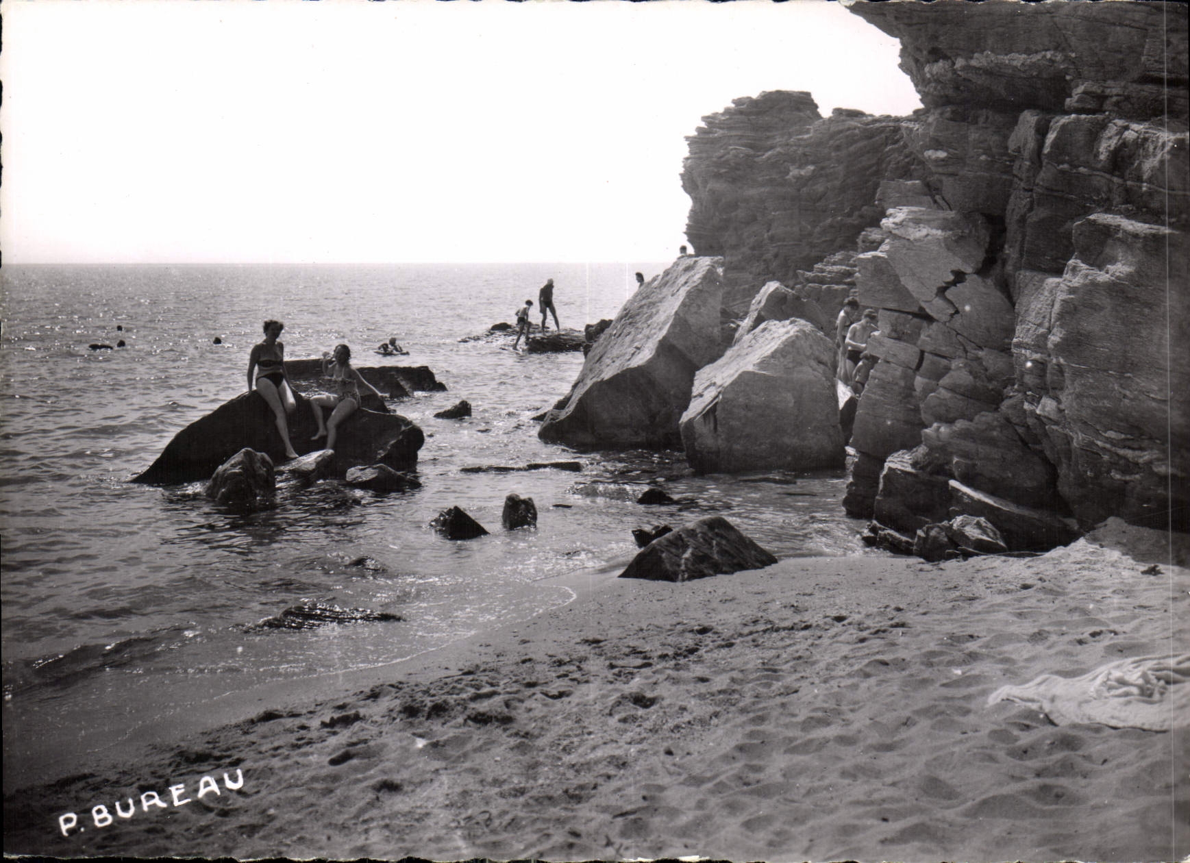 Plage de Bon Porto — Cavalaire-sur-Mer — P. Bureau
