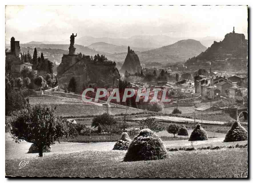 CPM Le Puy les quatre Rochers 