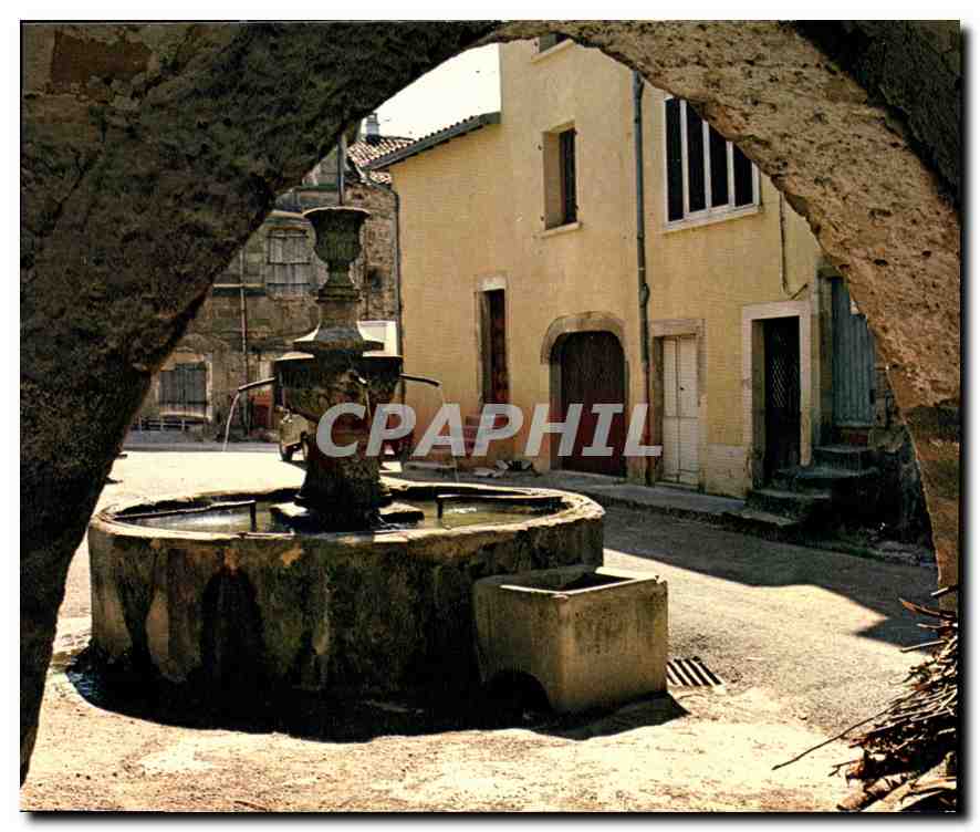 CPM Languedoc Ceilhes la fontaine du Griffoul 