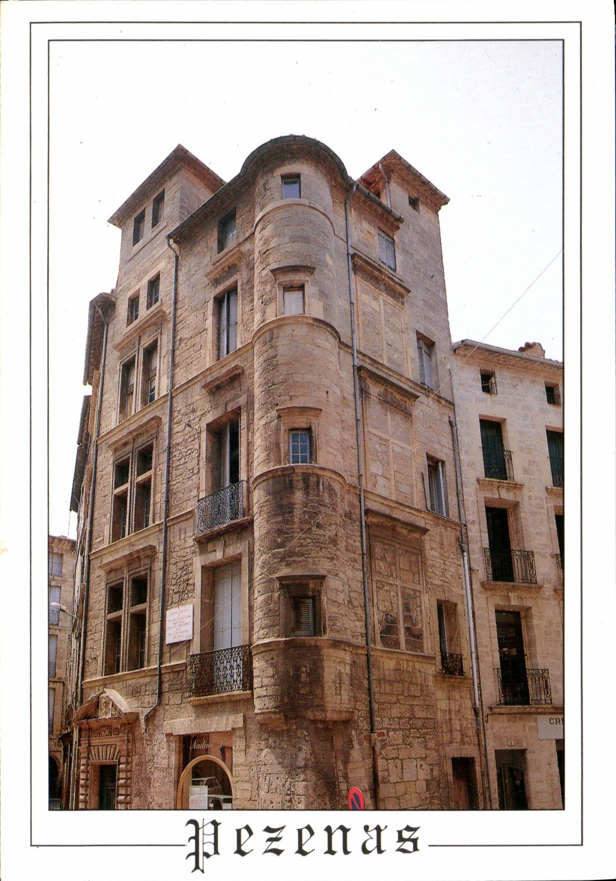 CPM Pezenas Herault ville d'Art hotel dit des Commandeurs de Saint Jean de Jerusalem XVII siecle 