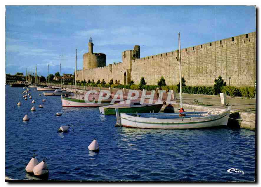 Aigues-Mortes (Gard) — westliche Mauern, Turm von Constance (1240) und Hafen — gedruckt von Cimrome