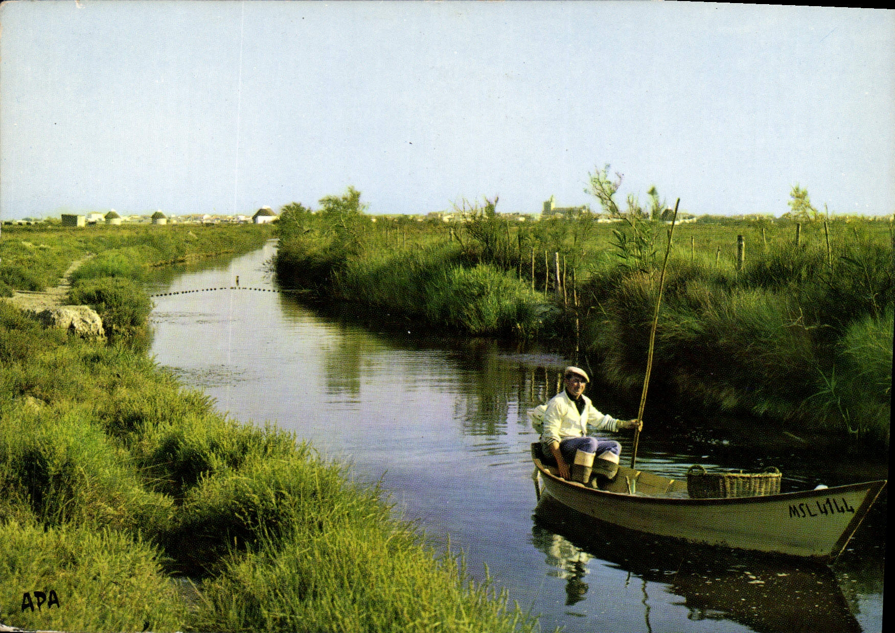 CPM En Camargue les as de la peche 