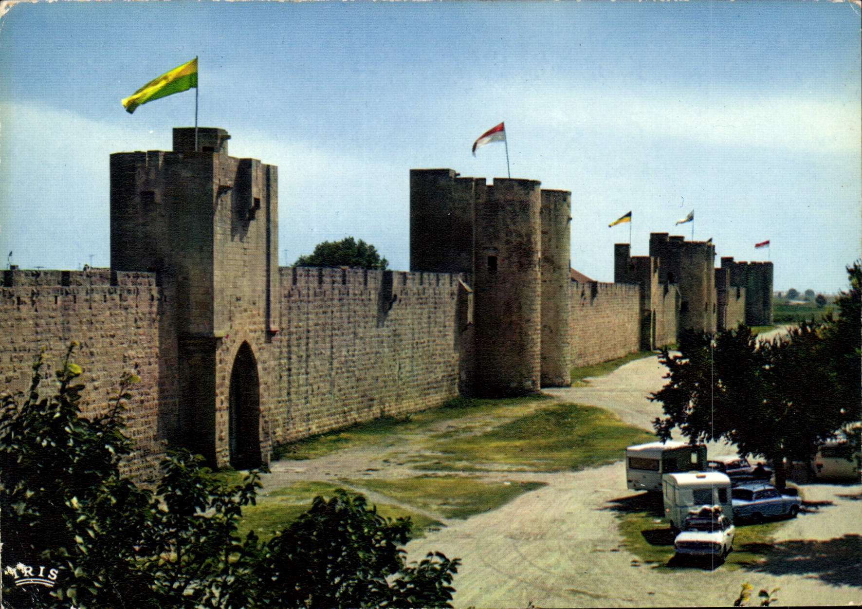 Aigues-Mortes — La Ville de Saint-Louis XIII° s. — Éditeur IRIS