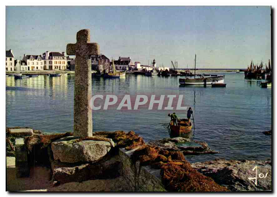 CPM La Bretagne en couleurs Le Guilvinec Finestere un coin du Port vers 