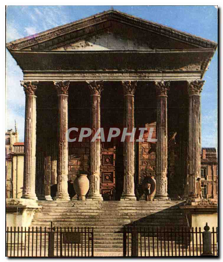 Nîmes (Gard) — Maison Carrée, temple romain d'inspiration grecque — Éditions MacCOLOR