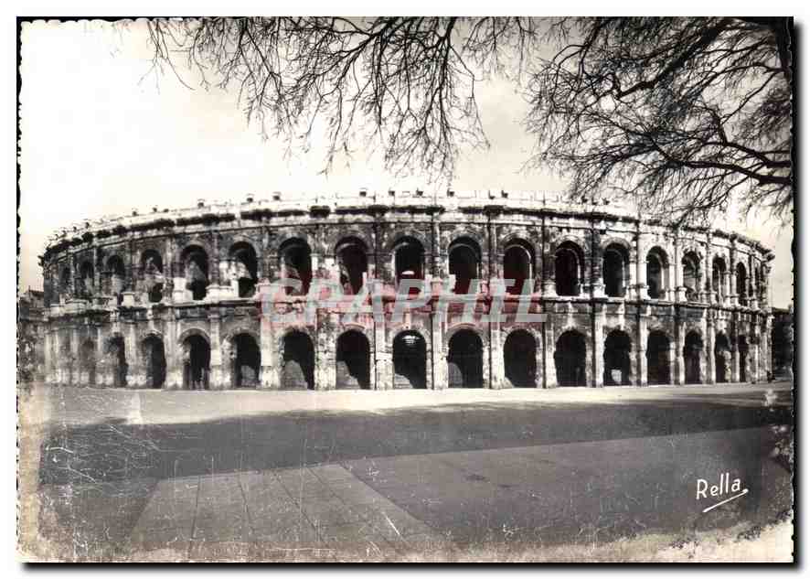 CPM Nimes Gard les Arenes romaines 