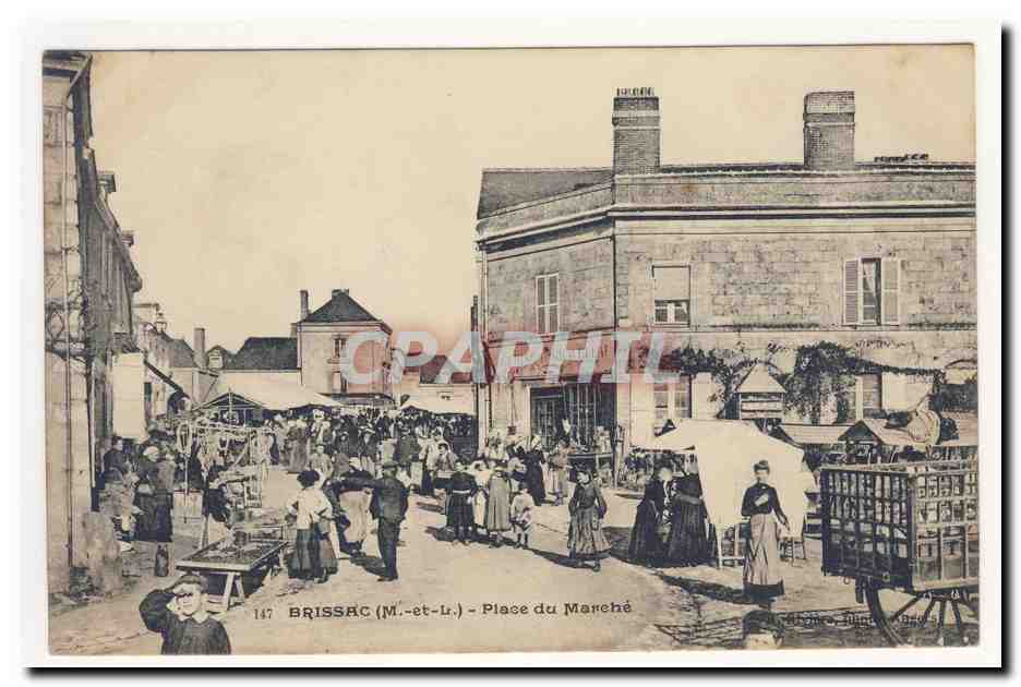BRiSSAc Place du marche Foule Cerise Graveleau Animation CPA