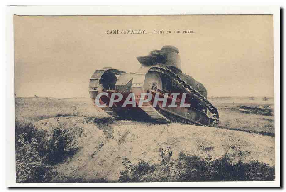 Camp de MAiLLY Tank en manoeuvre Char d'assaut CPA