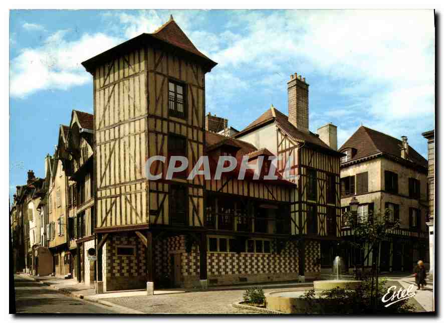 CPM Troyes Aube Capitale de la Champagne Vieille maisons champenoises 