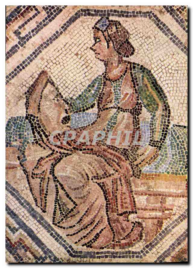 CPM Rheinisches Landesmuseum Trier Muse tenant un masque detail d'une mosaique de Treves 