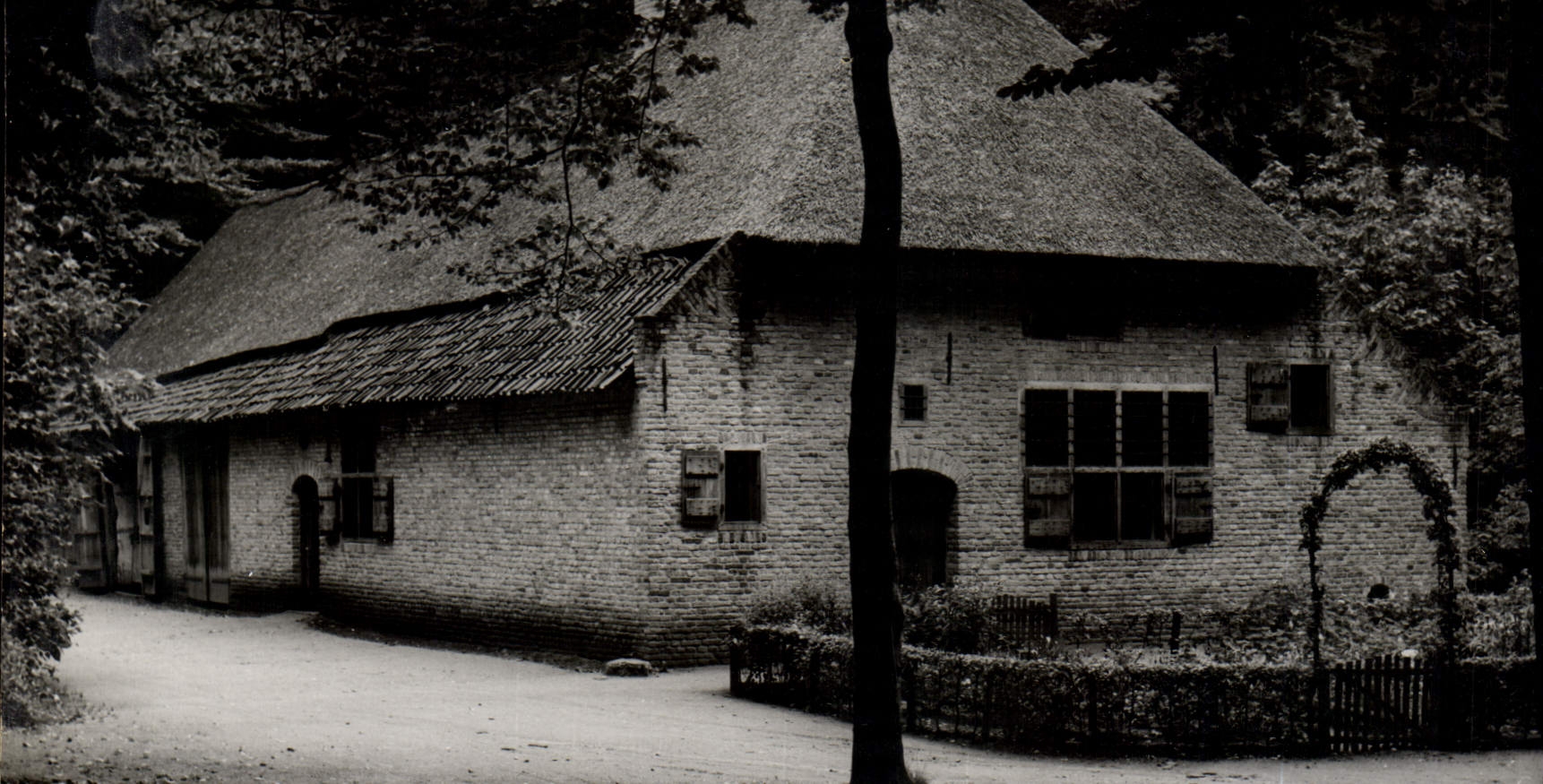 Langgevelboerderij, Budel (N.-Br.) — Op het Nederlands Openluchtmuseum Arnhem — CPAPHIL - Anverso