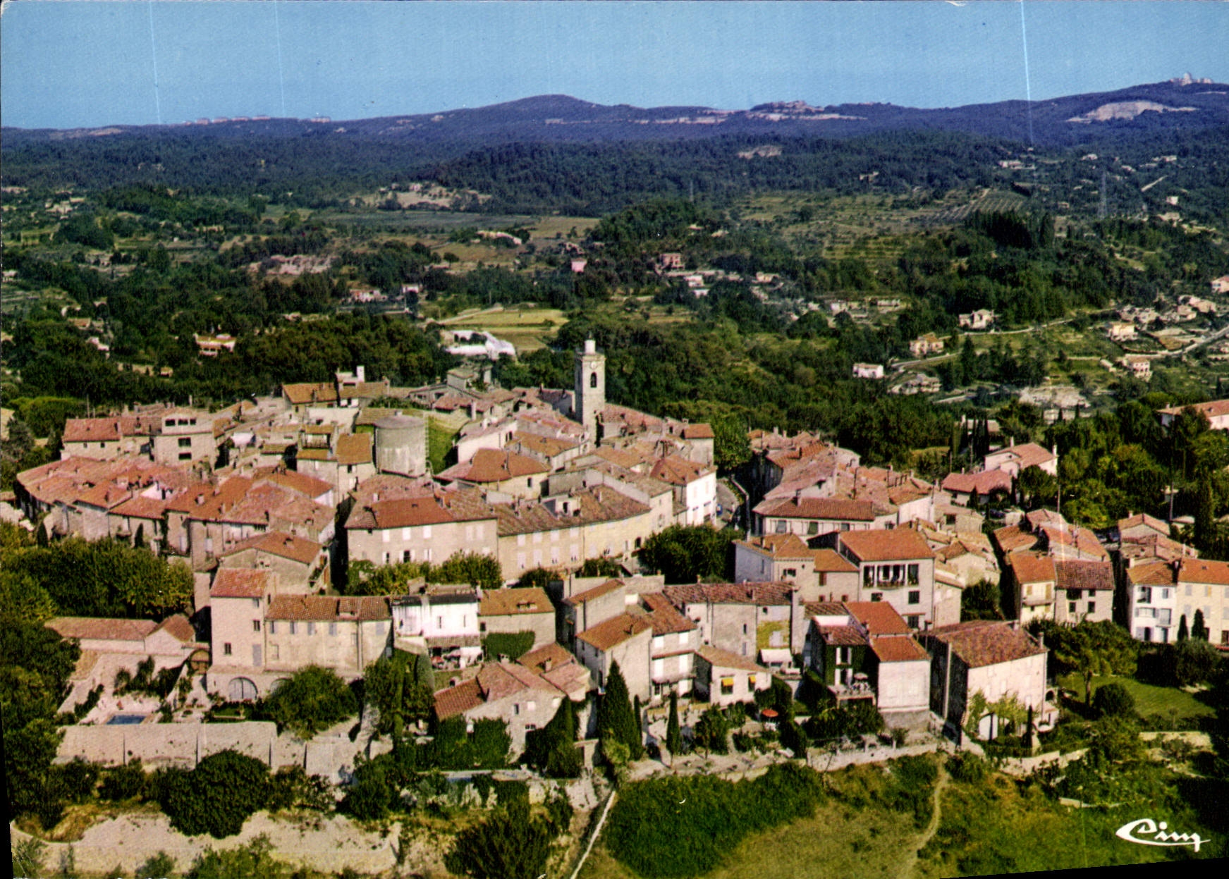 CPM Mougins Alpes Mar Vue generale aerienne 