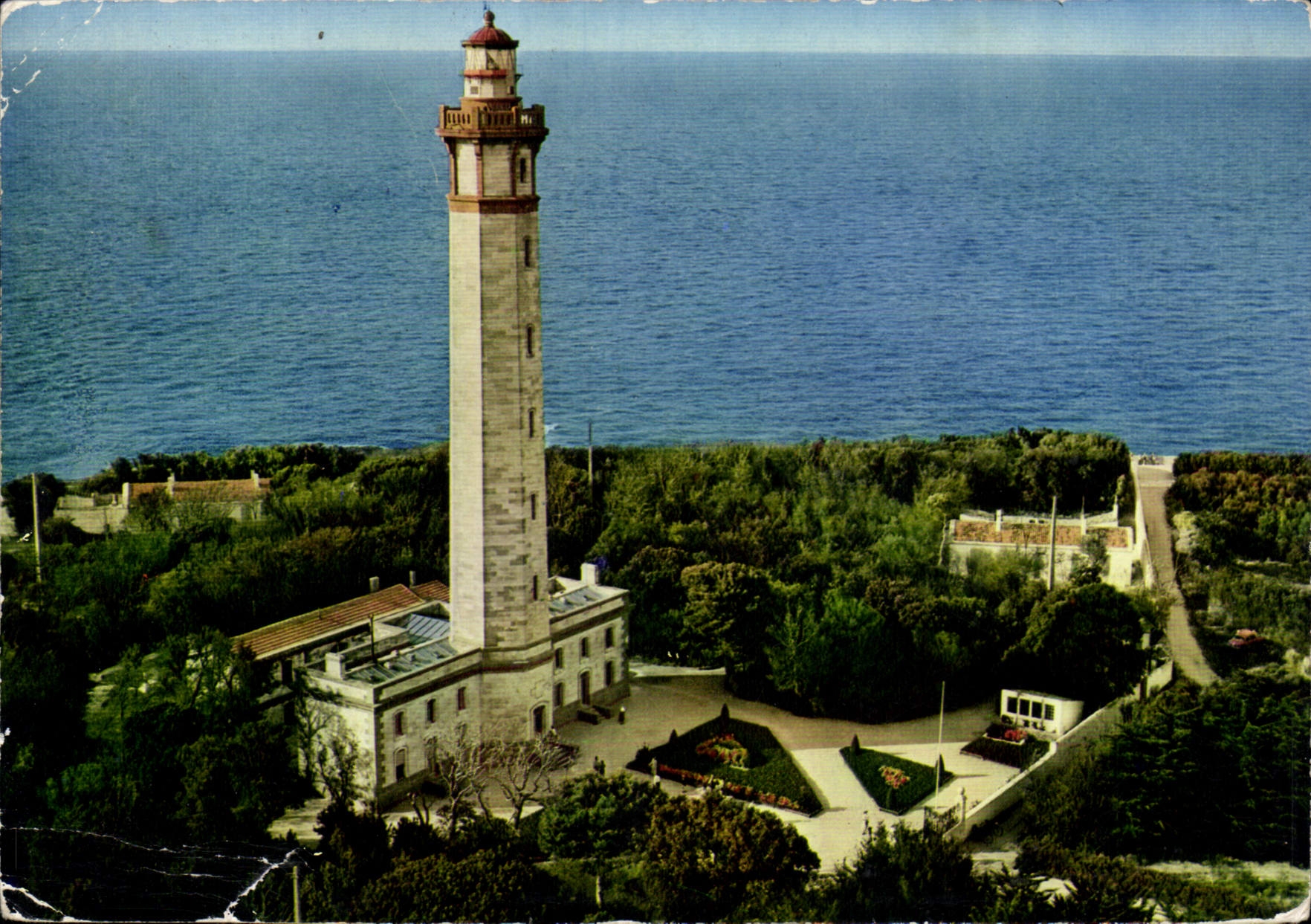 Modern Postcard/Modere Ansichtskarte Ile De Re Re Charente Maritime Le Phare des Baleines