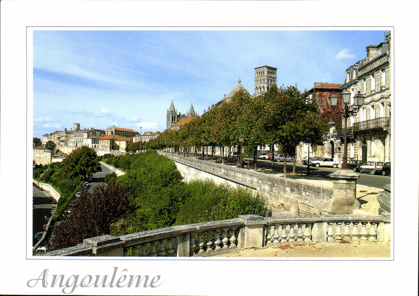 Angoulême — vue des jardins en terrasse au pied des remparts — éditeur Artaud Frères