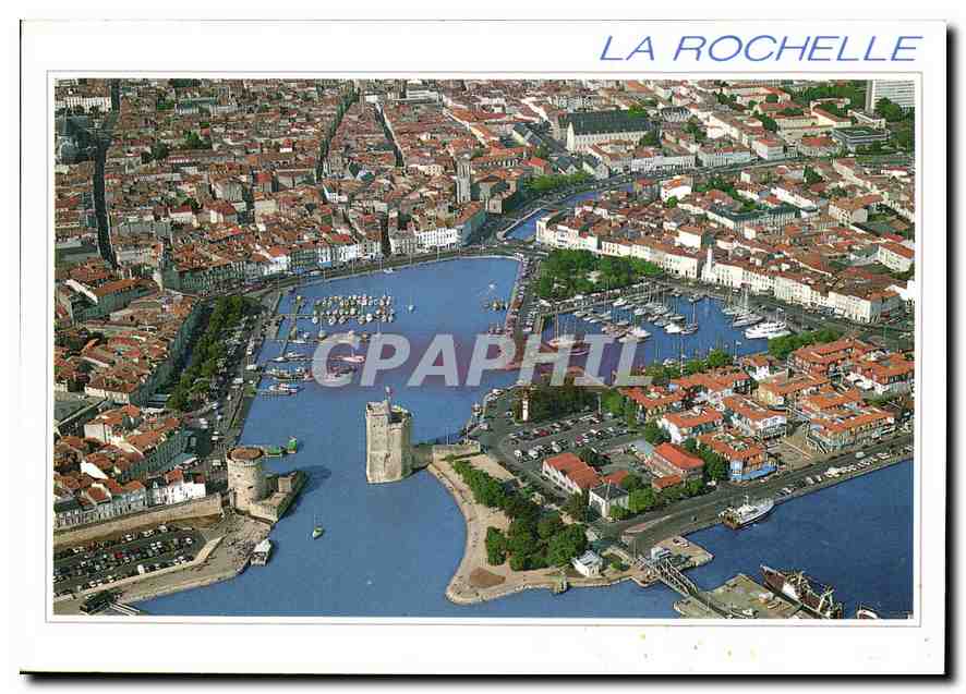 La Rochelle — vue aérienne du port et des tours — CPAPHIL