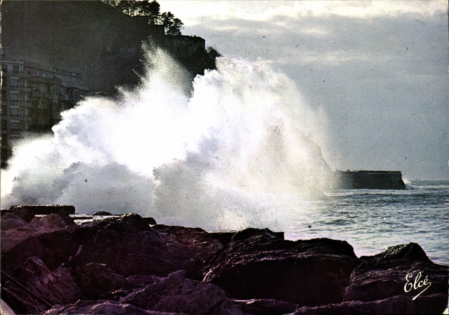 CPM Grosses Vagues sur La Cote Atlantique 