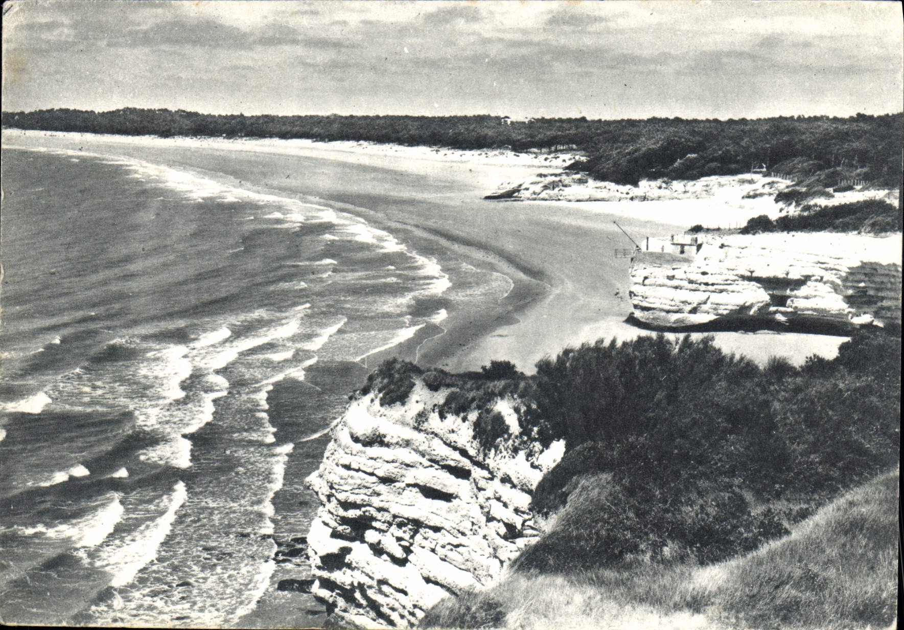 CPM St Georges de Didonne Plage de Suzac 