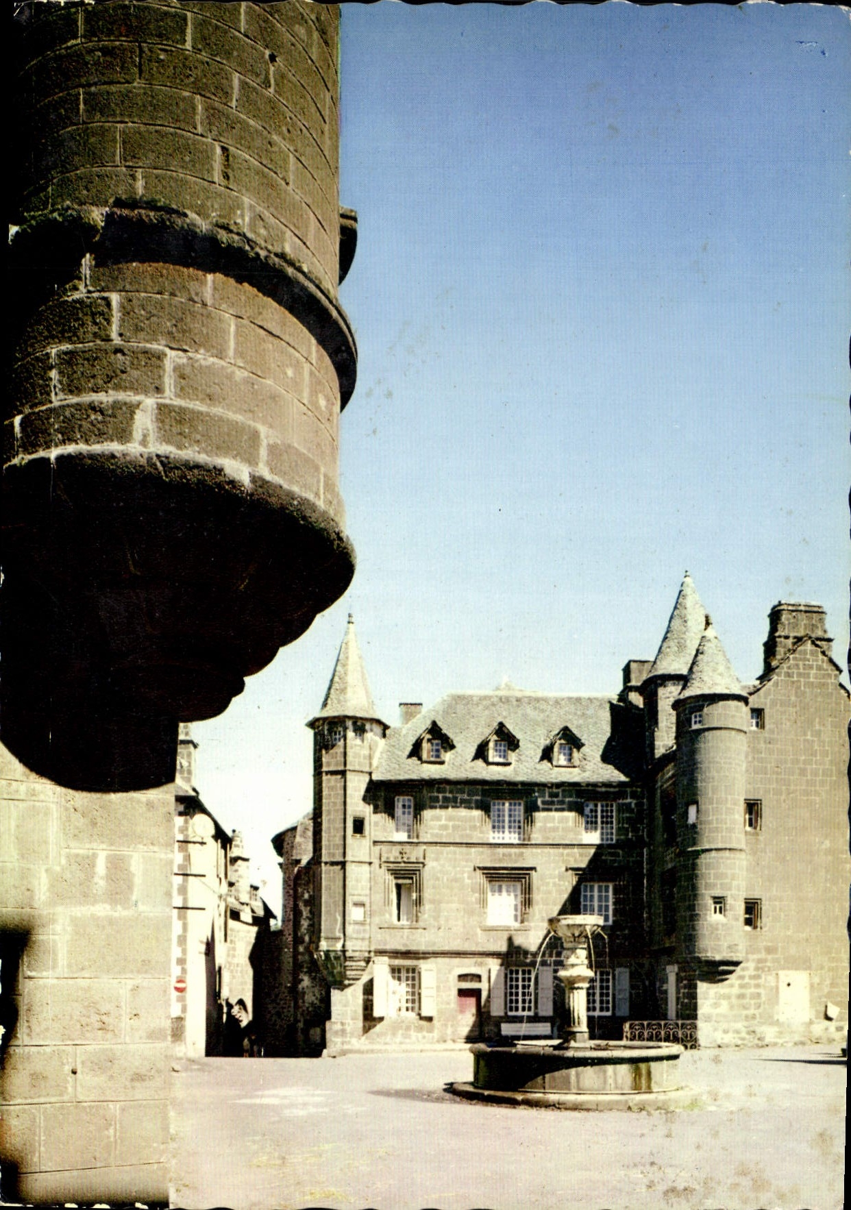 CPM Salers Cantal Joyau de la Haute Auvergne 