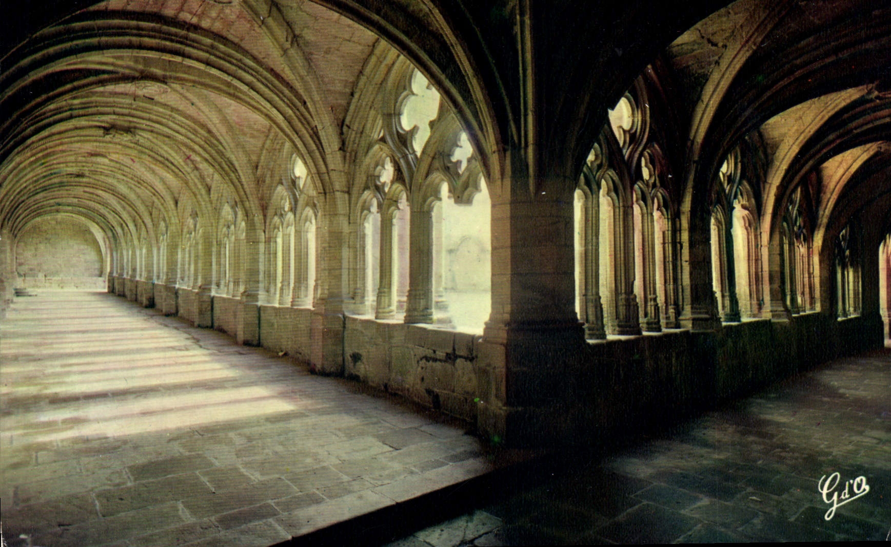La Chaise-Dieu — Abbaye Saint-Robert — Édition G. d'O