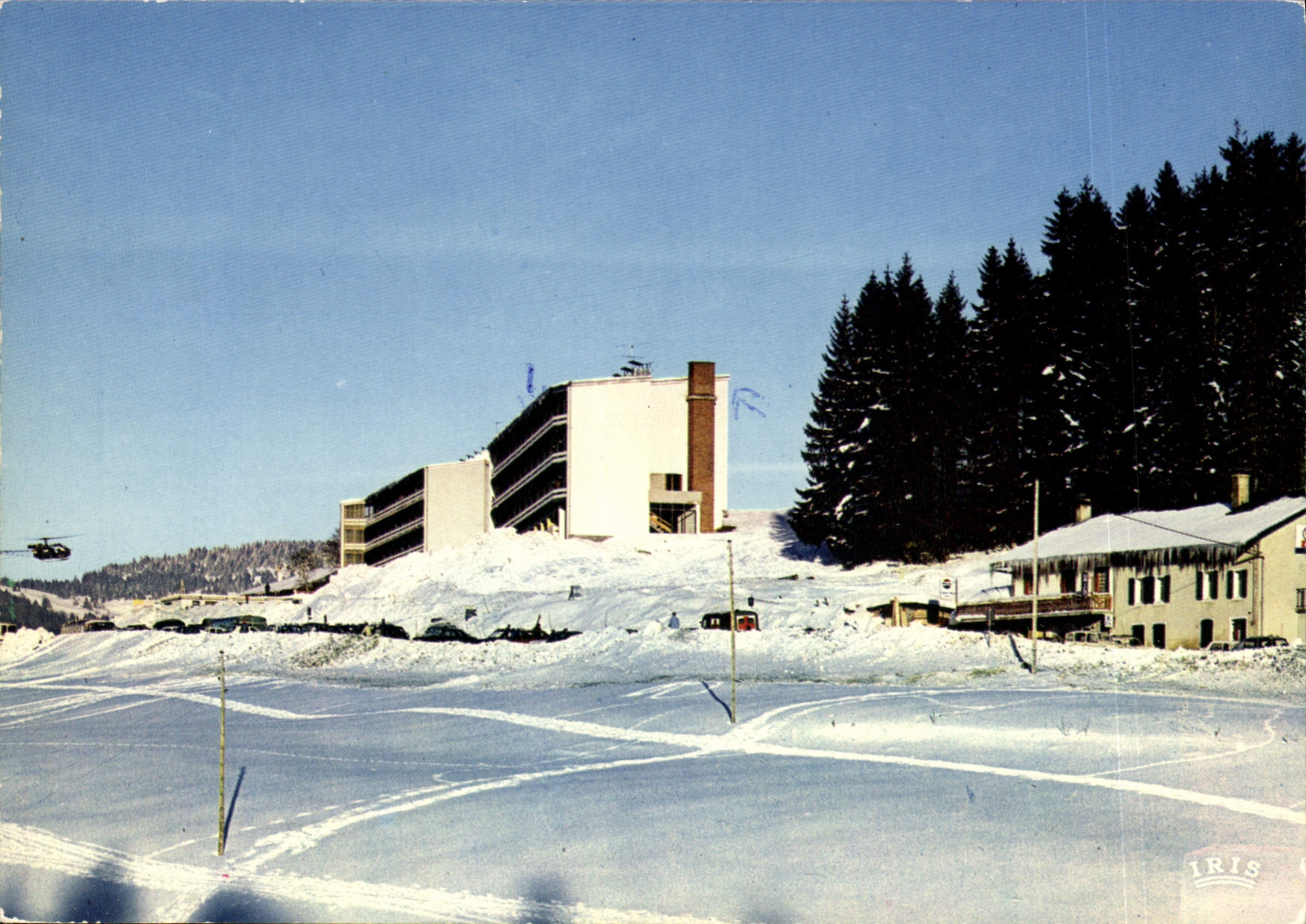 Hôtel Les Jouvençelles — Premianon, Haute-Savoie — éditeur IRIS