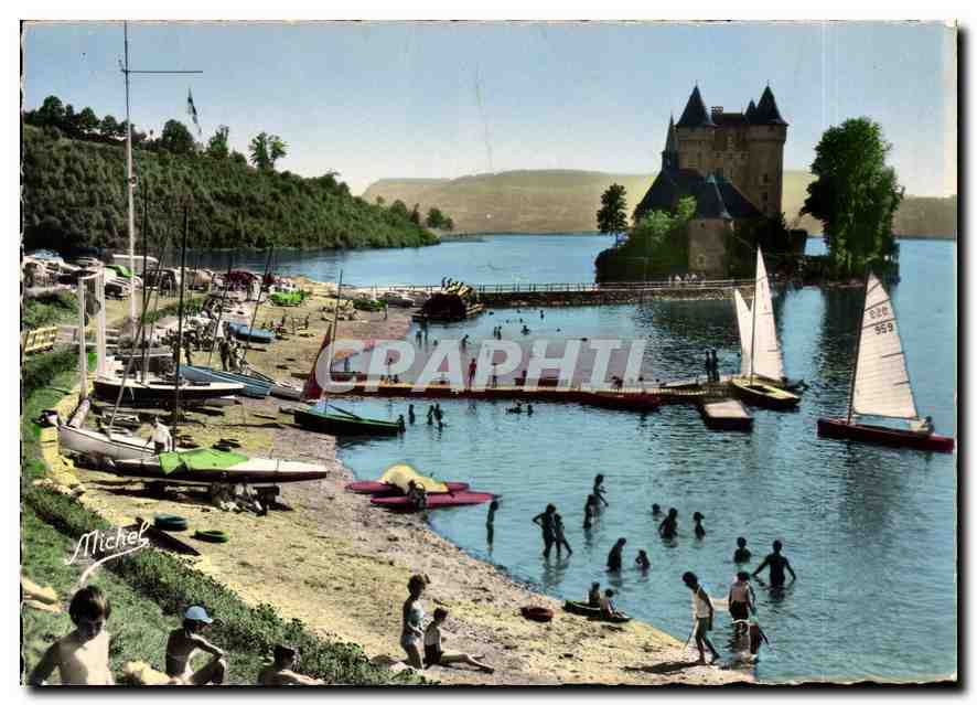CPM Gorges de la Borbogne Barrage de Bort les Orgues Château La plage Voiliers Bateaux