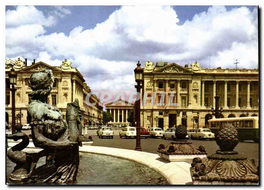 CPM La Place de la Concorde et la Madeleine 
