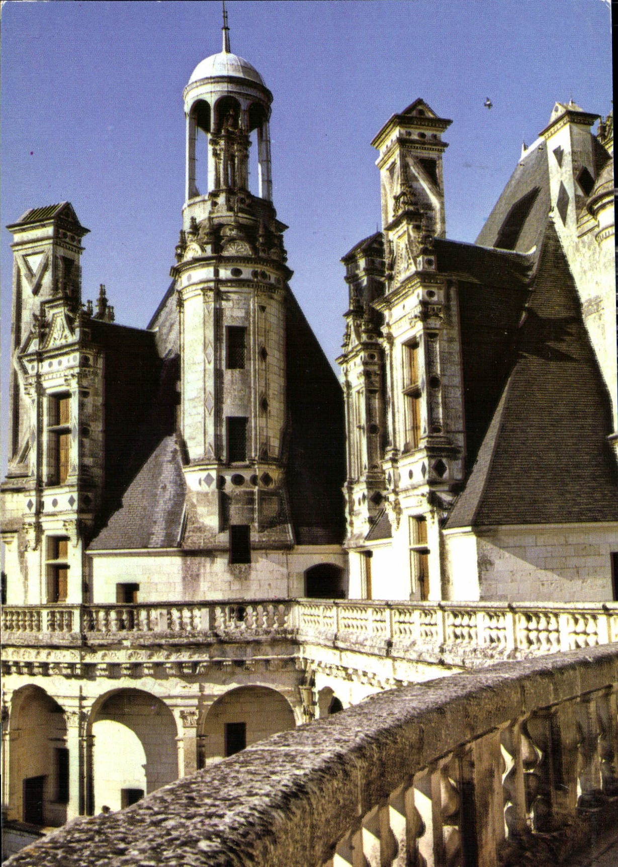 CPM Chateau de Chambord Tour ouest du Donjon dite Tour Dieudonne 