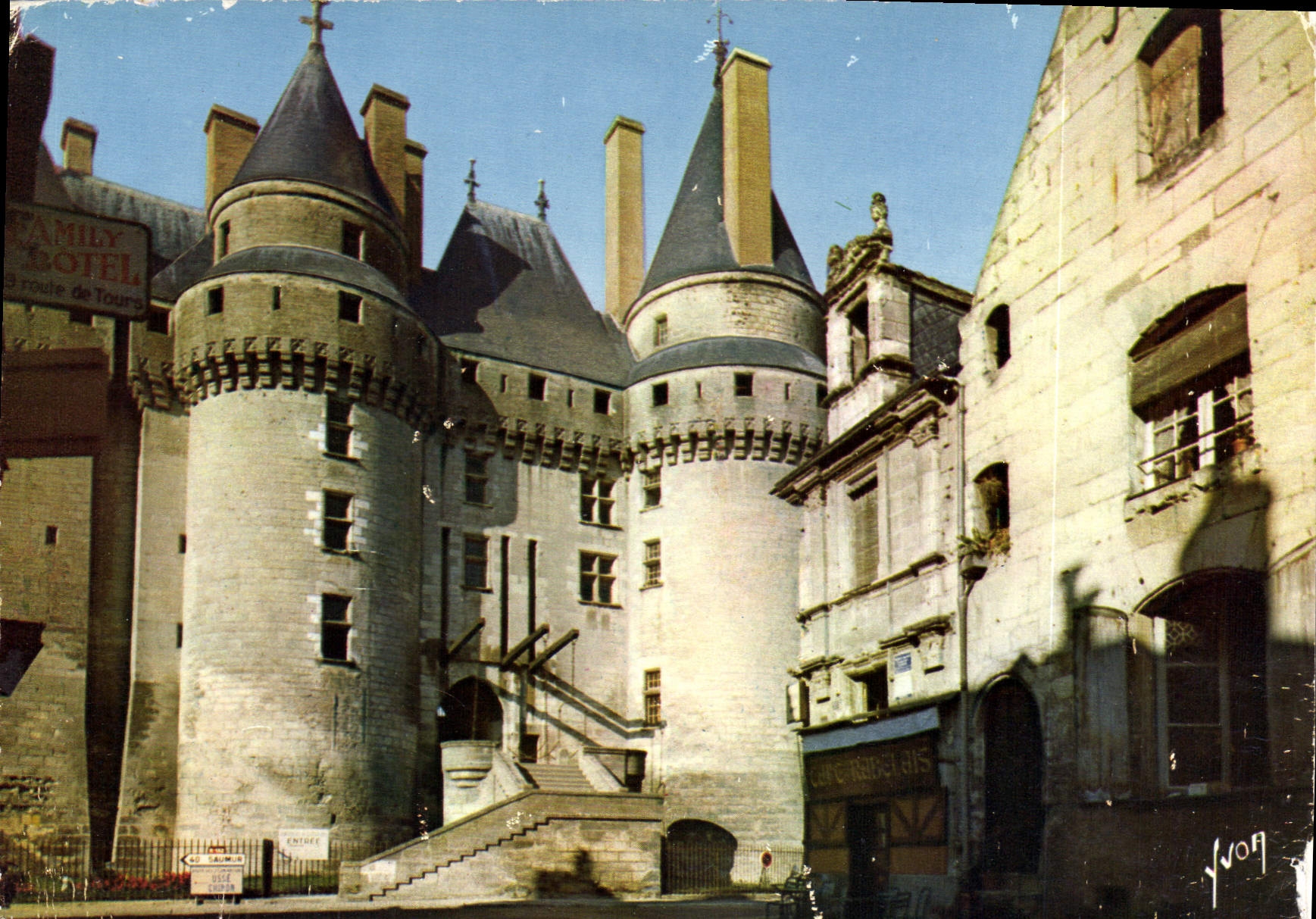 CPM Val de Loire Chateau de Langeais Indre et Loire Facade Principale 