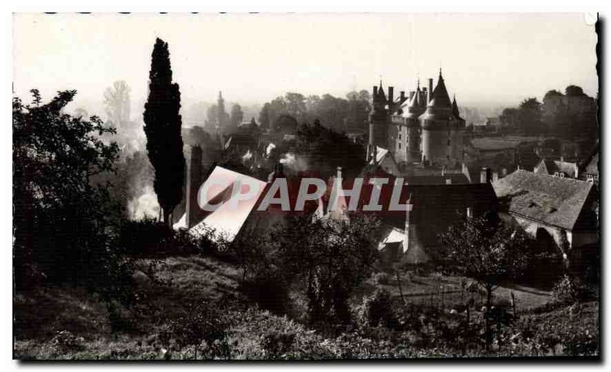 CPM Langeais Indre et Loire facade nord du Chateau 