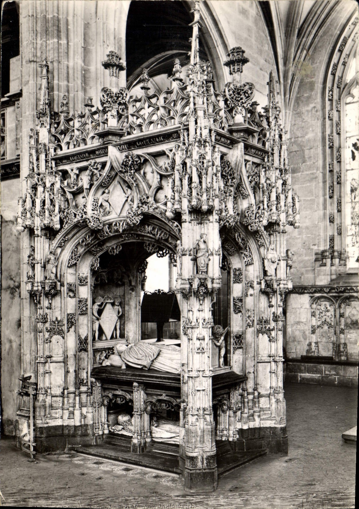 CPM Bourg en Bresse Ain Eglise de Brou debut XVI S Tombeau de Marguerite d'Autriche 