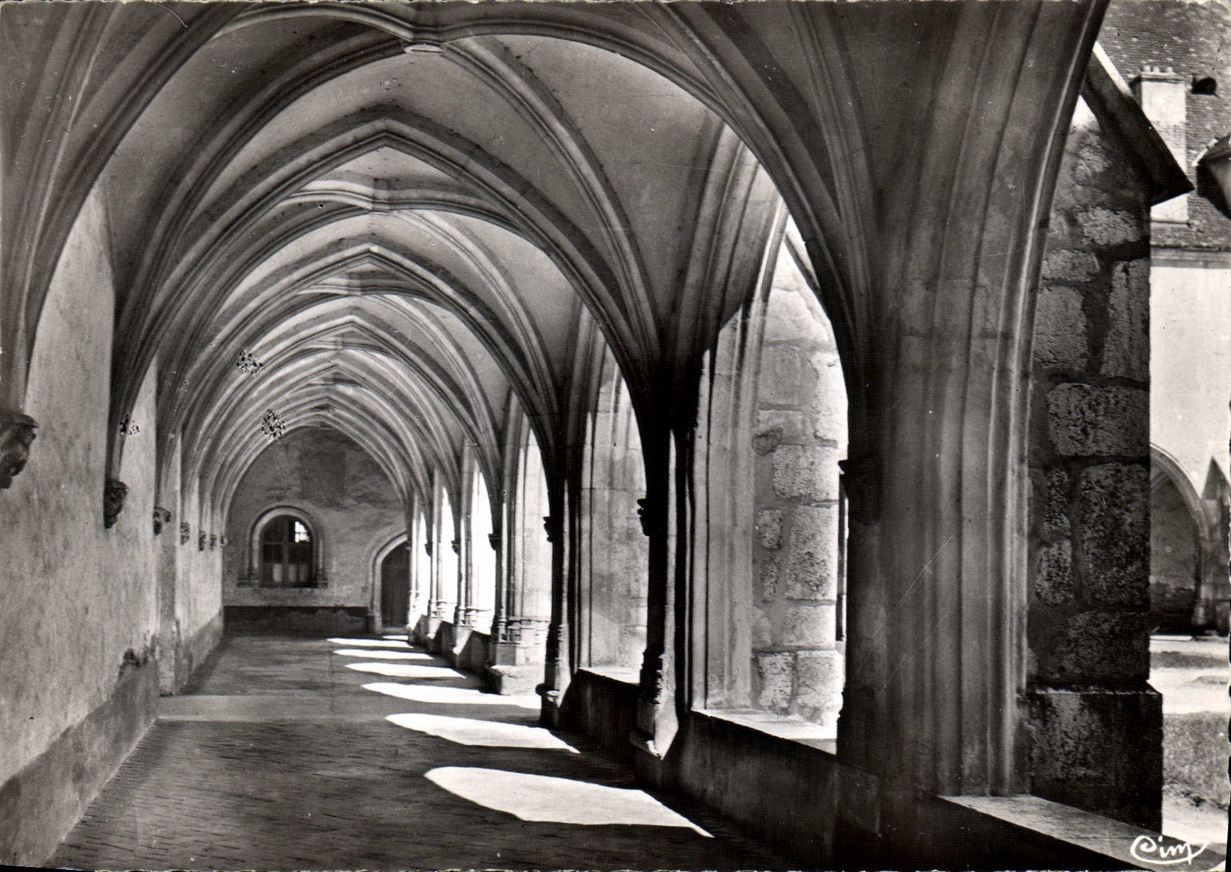 Bourg-en-Bresse (Ain) — Église de Brou, Le Cloître — Imp. Macor, 'CIM'