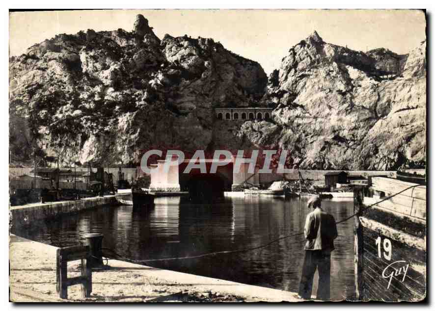 CPM Environs de Marseille B du R l'Estague Entree du Tunnel du Rove 