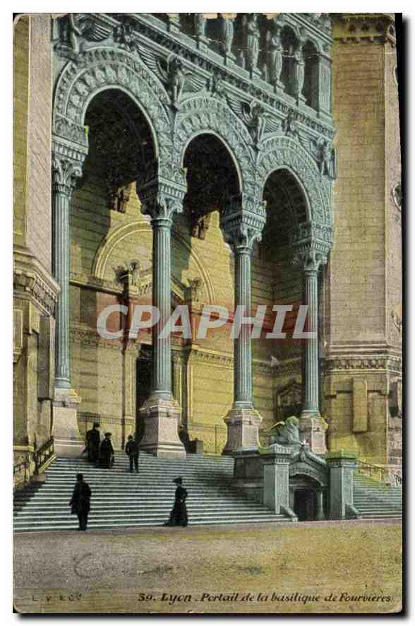 CPA Lyon Portail de la Basilique de Fourvieres 