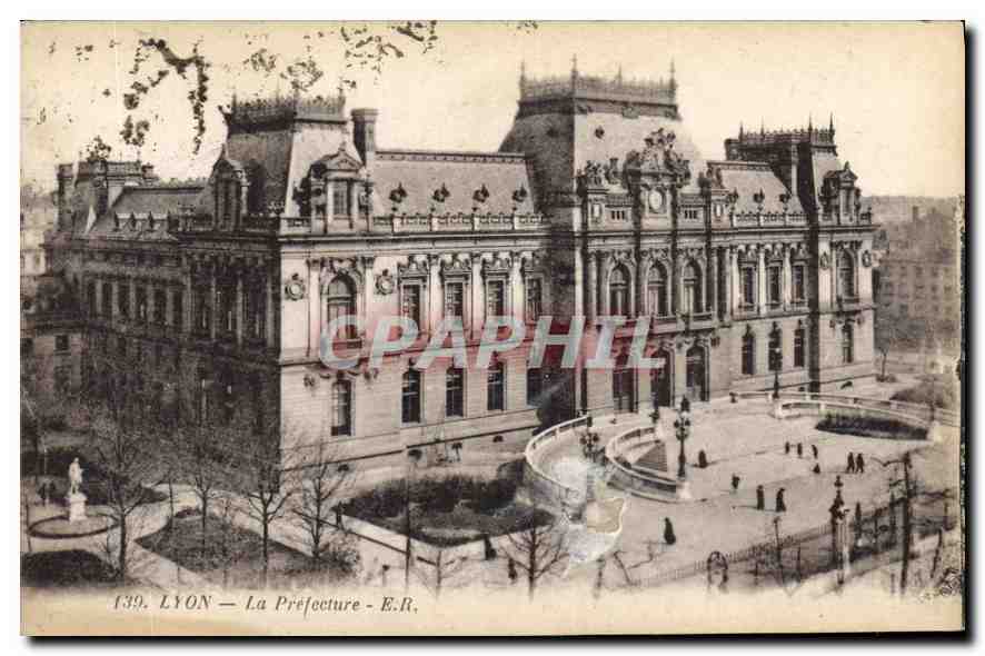 CPA Lyon La Prefecture 