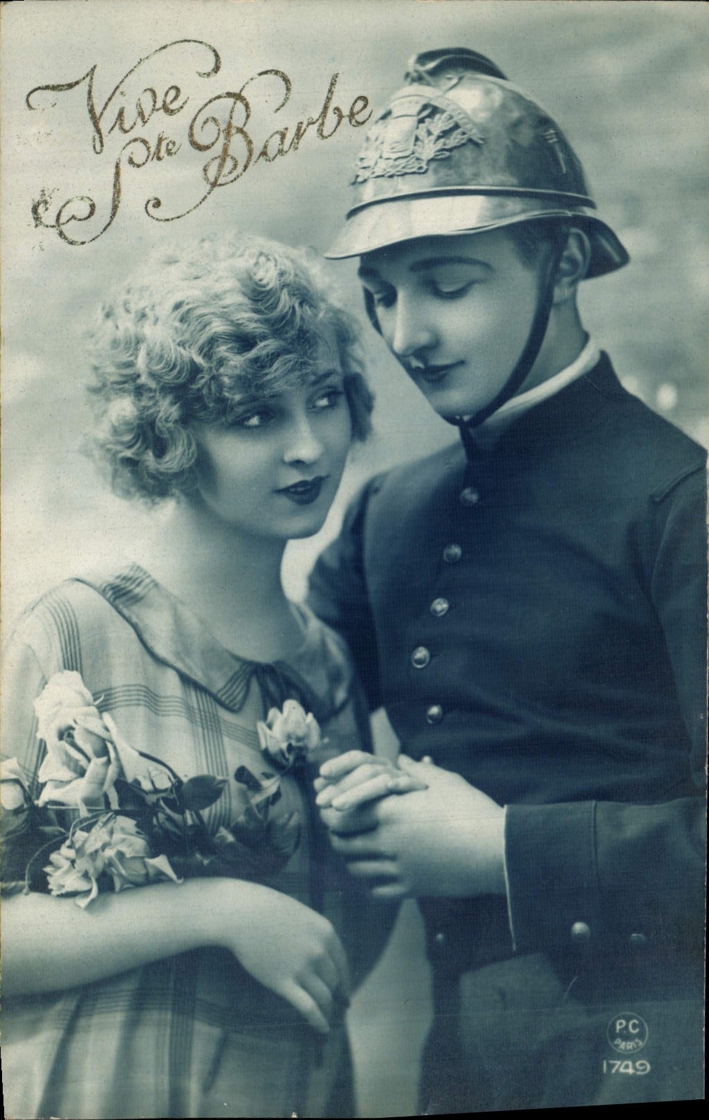 CPA Vive ste Barbe Femme pompier