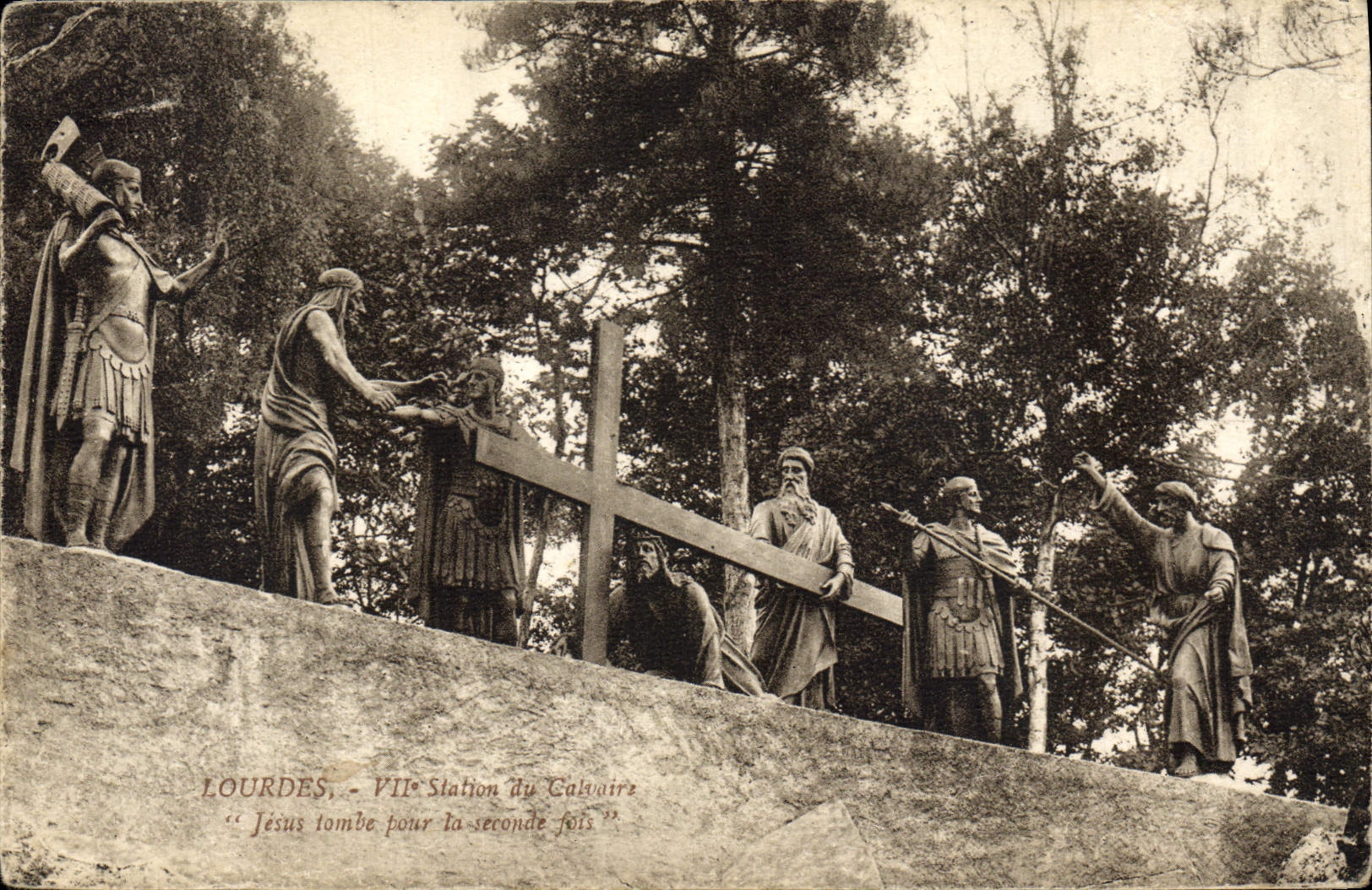 CPA Lourdes VII Station du Calvaire 