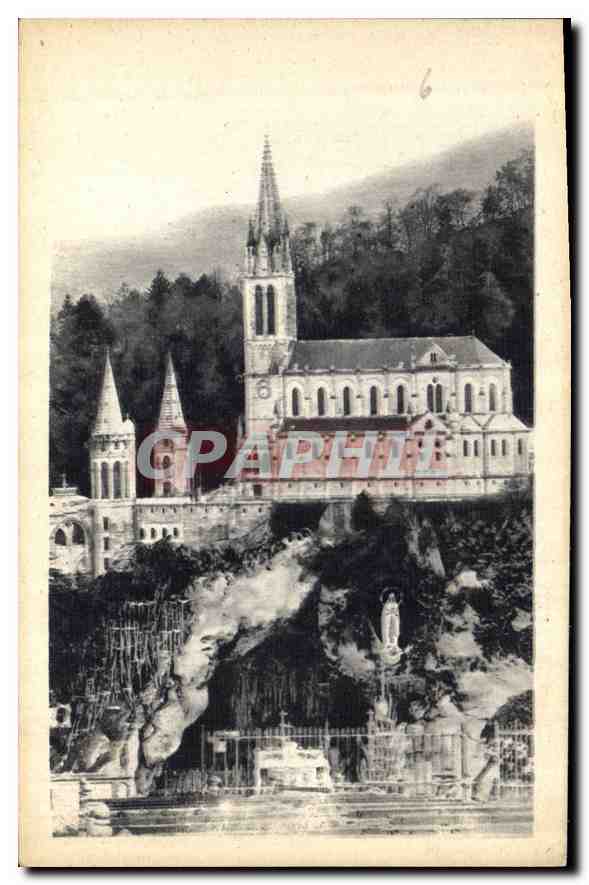 CPA Lourdes La Grotte et la Basilique 