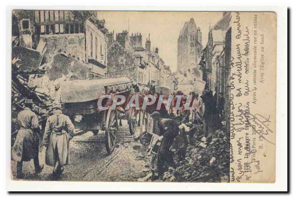 NOYON Apres la retraite allemande rue en ruines avec l'eglise au fond guerre 1914 1917 Animation CPA