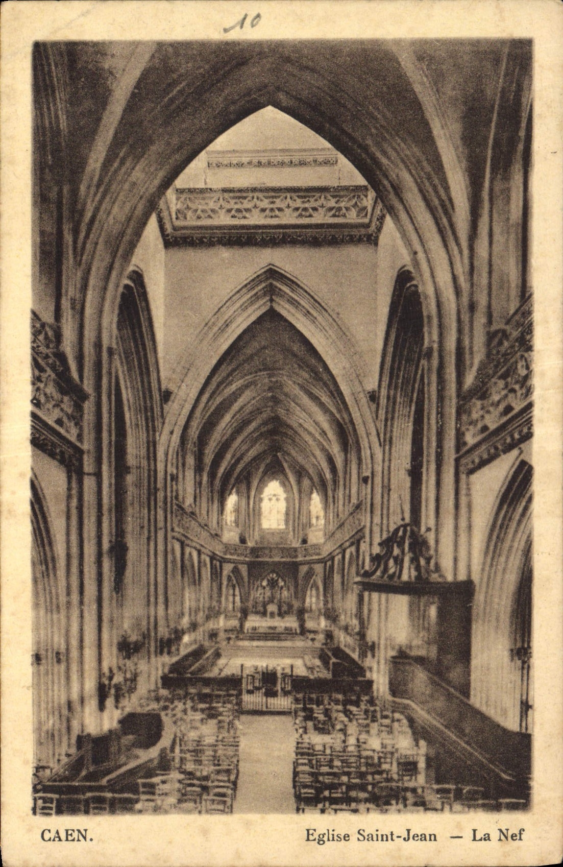CPA Caen Eglise Saint Jean La Nef 