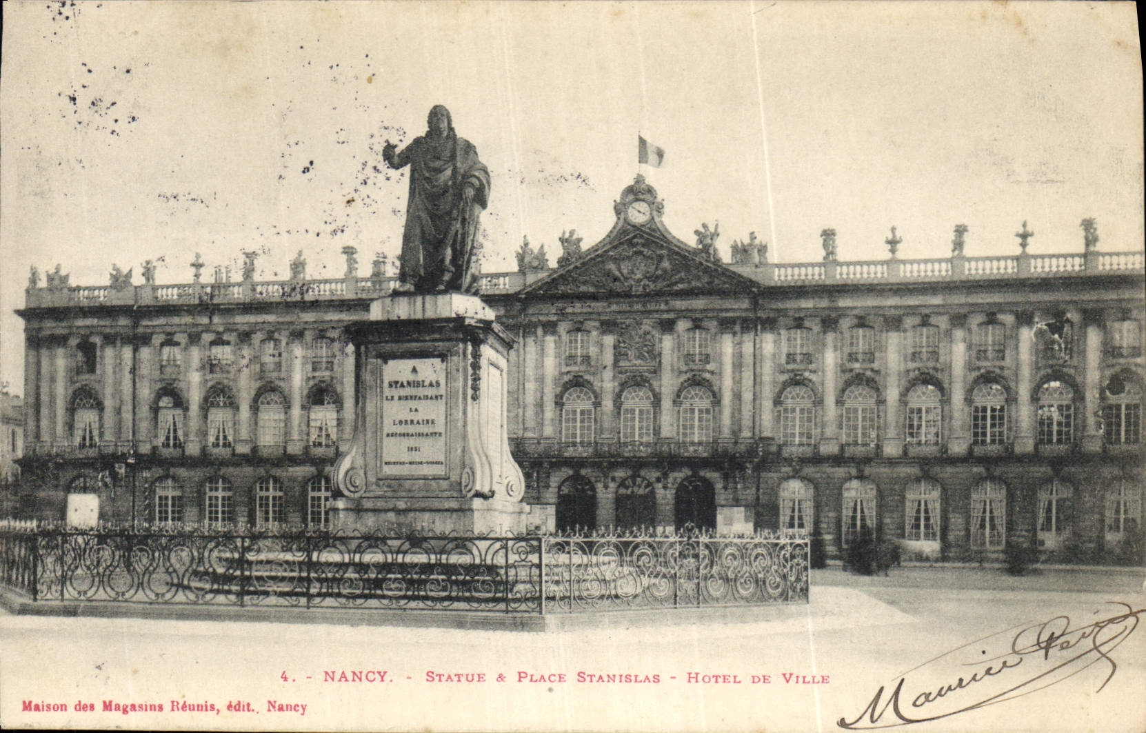 CPA Nancy  Statue a Place Stanislas Hotel de Ville 