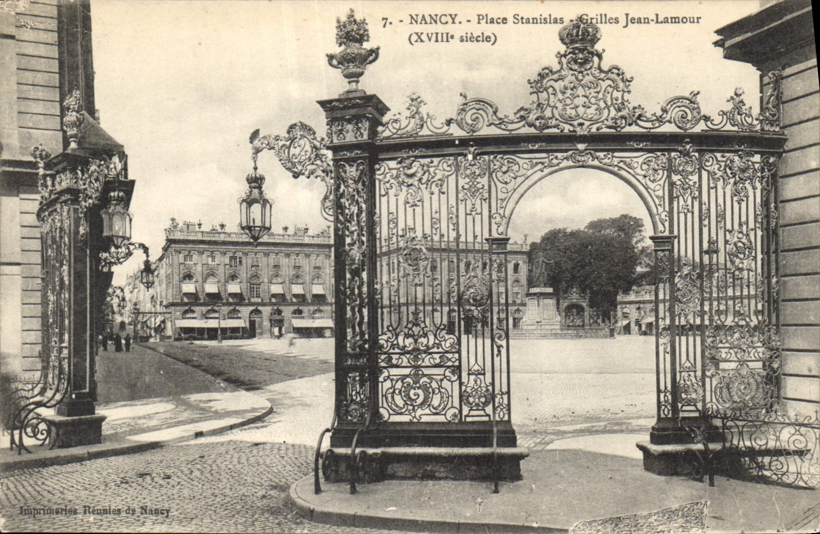 CPA Nancy Place Stanislas Grilles Jean Lamour 